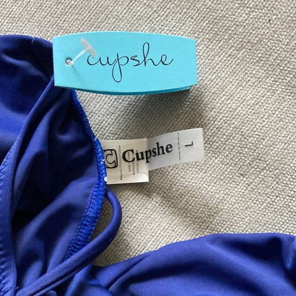 Sexy blue bathing suit, one piece - Picture 3 of 3